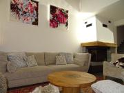 Chalet au pied des pistes avec jacuzzi, sauna et parking - FR-1-344-721