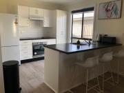 Top Kingscote