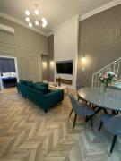 Luxury Exclusive 3 Bedroom DOWNTOWN Apartment Luxury Exclusive 3 Bedroom DOWNTOWN Apartment