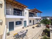 Top Himare Top Himare
