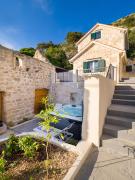Vila Murva GP - fantastic sea view with hot tub