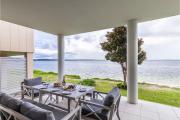 Seaview Splendour 2, 163 Soldiers Point Rd - waterfront stunning unit