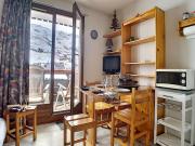 Studio fonctionnel aux Menuires, proche pistes, balcon - FR-1-344-535