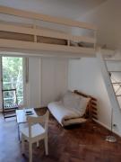 Loft monoambiente entrepiso y balcón francés