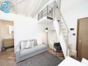 Basovizza 3 Nicole Tirabora Short Rent