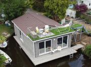 Tulana Taggs - floating home on idyllic island