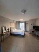 Hersonissos centre small apartment