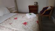 Renovated 4-Bed Home Sleeps 9 with Parking & Spa