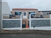 "Apartamentos do Farol" com vista para o mar