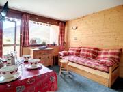 Studio cabine 4 pers. proche pistes avec balcon et parking - FR-1-344-863