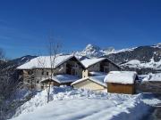 Appartement avec balcon au calme et vue sur montagne, parking privé - FR-1-505-101