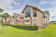 Kissimmee Condo with Private Porch Less Than 7 Mi to Disney!