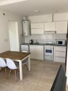 Sixto con cochera a dos cuadras del hospital DR Raul Matera y a 5 cuadras del HAM