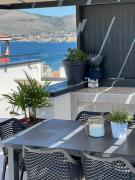 Apartment Navale with a roof terrace and a heated pool Apartment Navale with a roof terrace and a heated pool