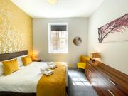 Stunning 2 Bed Apt Nr The Royal Mile & The Castle