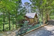 Secluded Blue Ridge Cabin Walk to Trails!