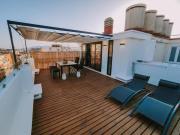 PENTHOUSE WITH TERRACE AND VIEWS