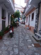 Top Skiathos Town