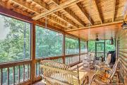 Serene Blue Ridge Cabin about 3 Mi to Downtown!