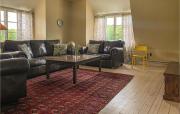 Gorgeous Home In Finspång With Wifi