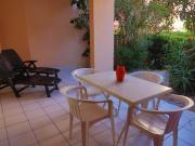 Spacieux rez-de-jardin avec terrasse et accès direct à la piscine à Sète - FR-1-472A-171