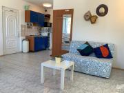Solenta - Sunny & Bright Apartment near Beach w Self CheckIN