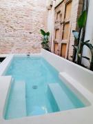 Design house with swimming pool near the sea