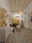 UNESCO Bohemian Style Heritage House at Georgetown 5BR 14 pax