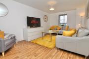 Canalview House - Fully Furnished Coventry City Centre Home