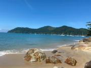 Apto com piscina e vista para o mar na Praia Grande em Ubatuba