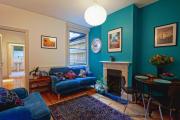 Cosy 1-Bed Escape with Free Parking - At Hem Cosy 1-Bed Escape with Free Parking - At Hem