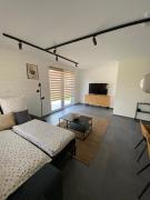 TWIN HOUSE TWIN HOUSE