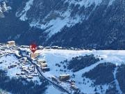 Appartement rénové au dernier étage avec accès pistes, 6 personnes - FR-1-563-65
