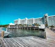 Apartamento con Vista al Mar en Sunrise