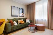 Inner City Stylish Colorful Apartment Inner City Stylish Colorful Apartment