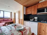 Appartement rénové 2 pièces Les Menuires, proche pistes, balcon - FR-1-344-905