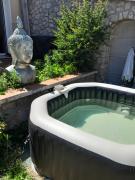 Les etapes chartraines parking wifi jaccuzi