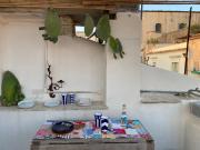 Top Noto