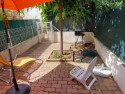 Studio cabine RDC, proche plage et commerces, terrasse, WiFi gratuit, park 1 voiture, 4 couchages - FR-1-423-230 Studio cabine RDC, proche plage et commerces, terrasse, WiFi gratuit, park 1 voiture, 4 couchages - FR-1-423-230