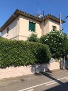 LA SVOLTA VANZAGO BED AND BREAKFAST