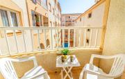 Cozy Apartment In Torrevieja With Wifi