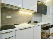 Bed of Roses APT 3, Modern, Designer decorated Bed of Roses APT 3, Modern, Designer decorated