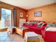 Appartement lumineux 3 pièces avec balcon, proche des pistes - FR-1-344-736