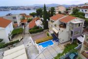 Family-friendly apartments with swimming pool Podstrana, Split - 7539