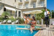 HOTEL TRIONFAL - Fronte Mare - Vicinissimi al Centro