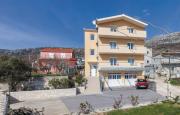 Apartments with WiFi Kastel Kambelovac, Kastela - 12217