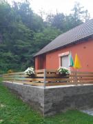 Chata na řece Sázavě