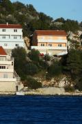 Apartments by the sea Zaklopatica, Lastovo - 12452