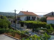 Apartments with parking space Vinisce, Trogir - 12637