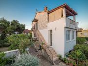 Apartments by the sea Supetar, Brac - 14747